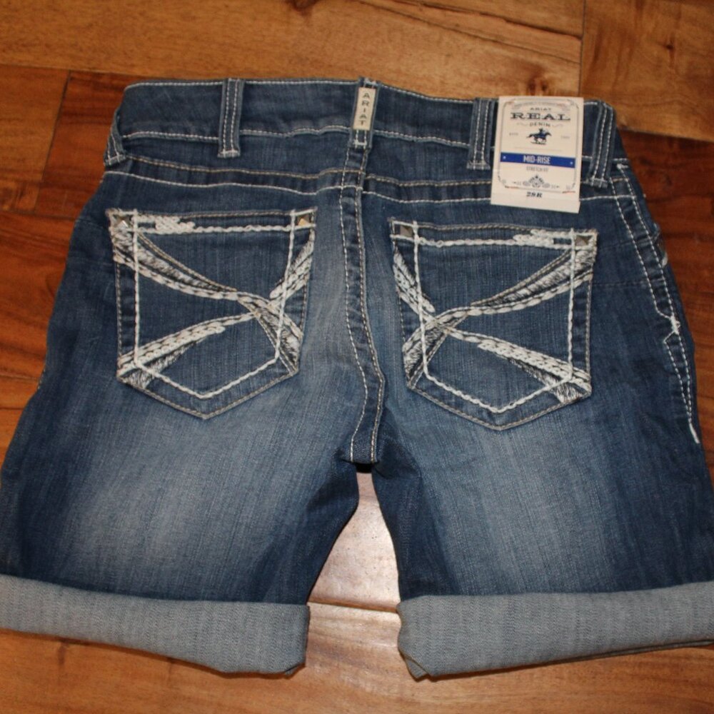 ARIAT REAL DENIM, Womens Shorts, Size 29R, NEW WITH TAGS